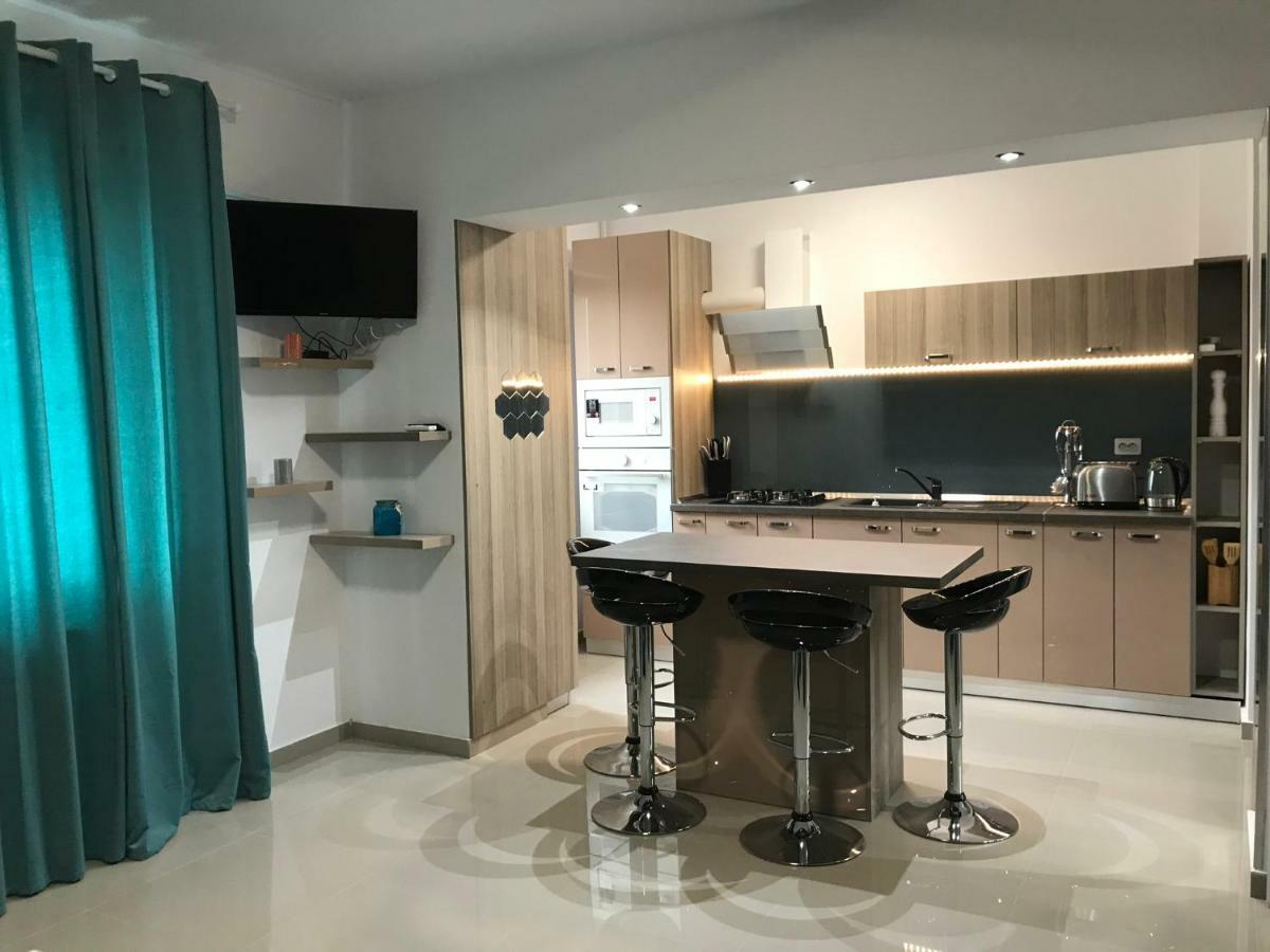 Апартаменты Luxury Flat 9 Near Metro Бухарест Экстерьер фото