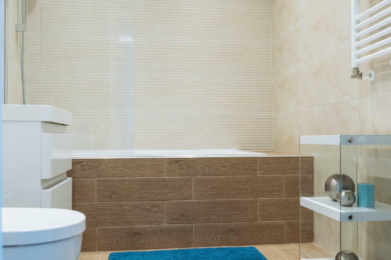 Апартаменты Luxury Flat 9 Near Metro Бухарест Экстерьер фото